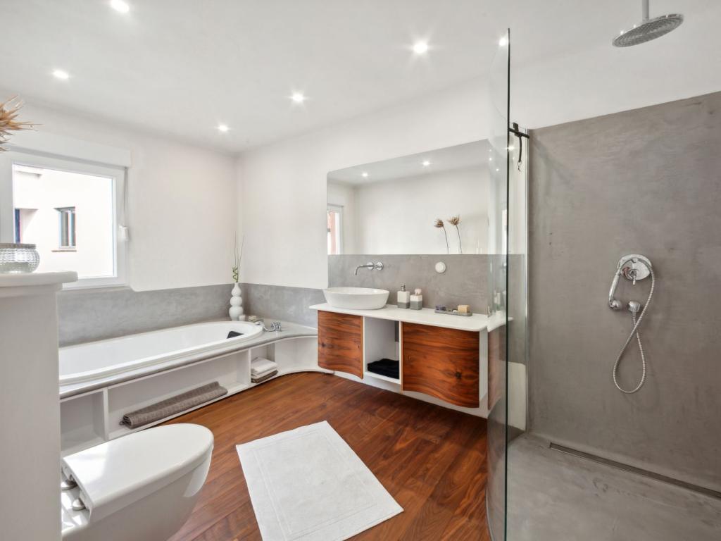 OG - Badezimmer - Ansicht 1