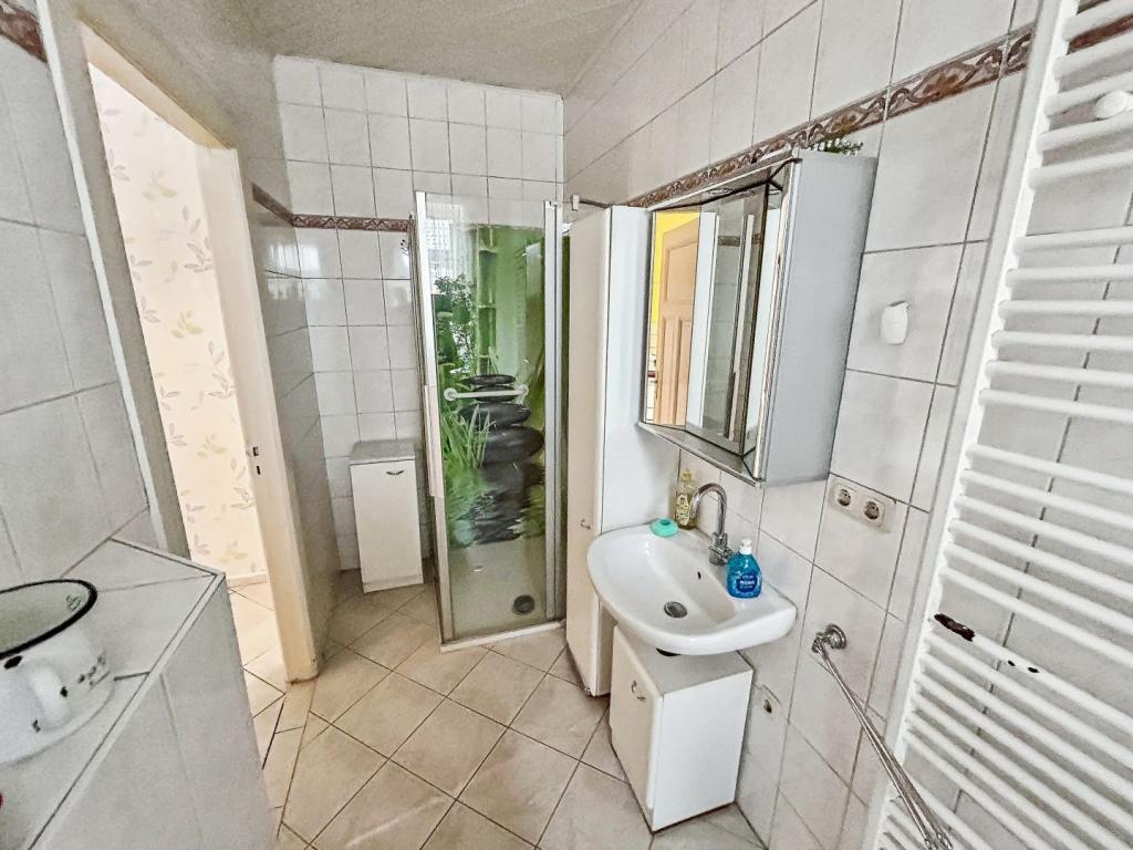 Badezimmer EG