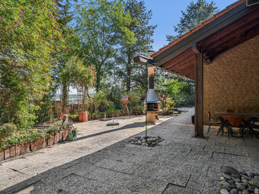 großzügige Terrasse