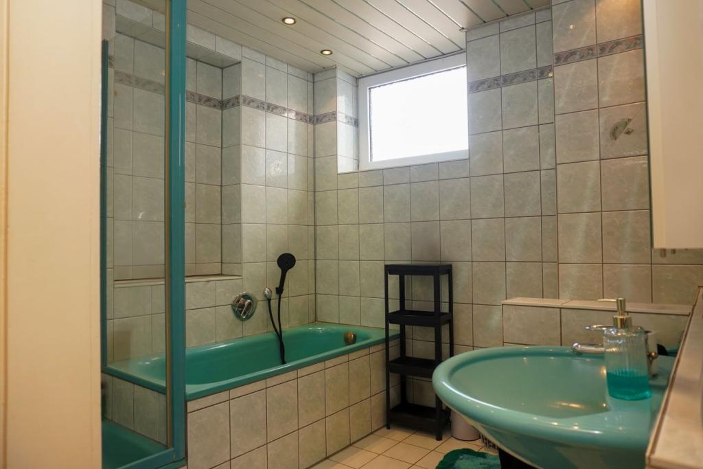 Badezimmer EG