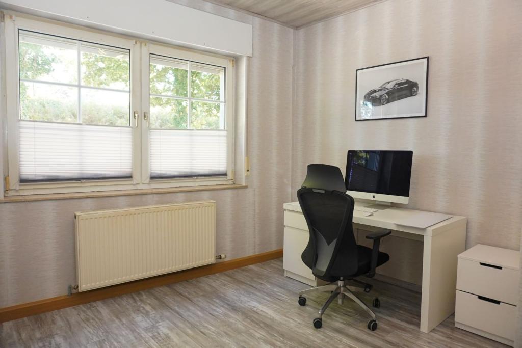 Zimmer 2 EG