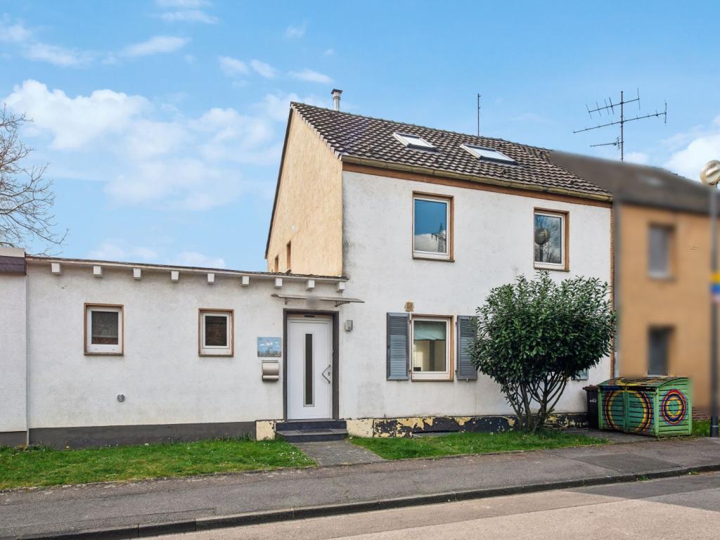 Straßenansicht