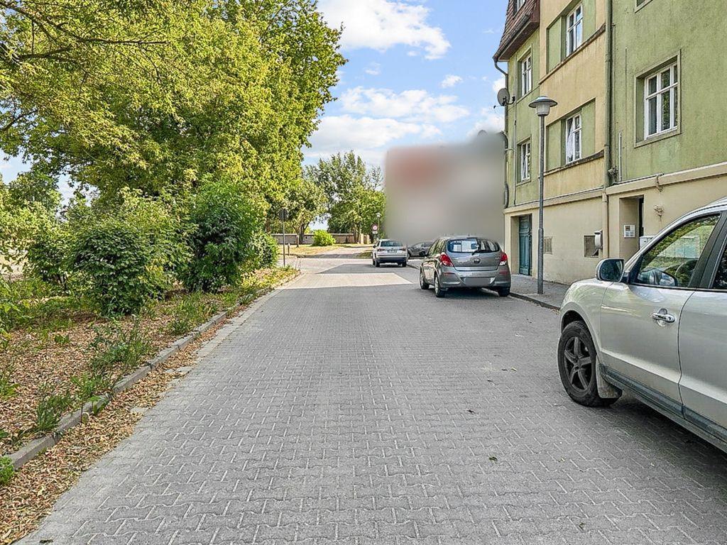 Straßenansicht II