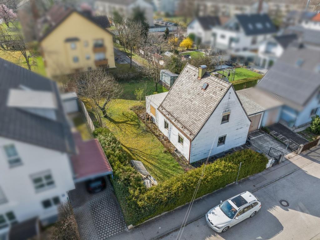 Grundstück mit Altbestand
