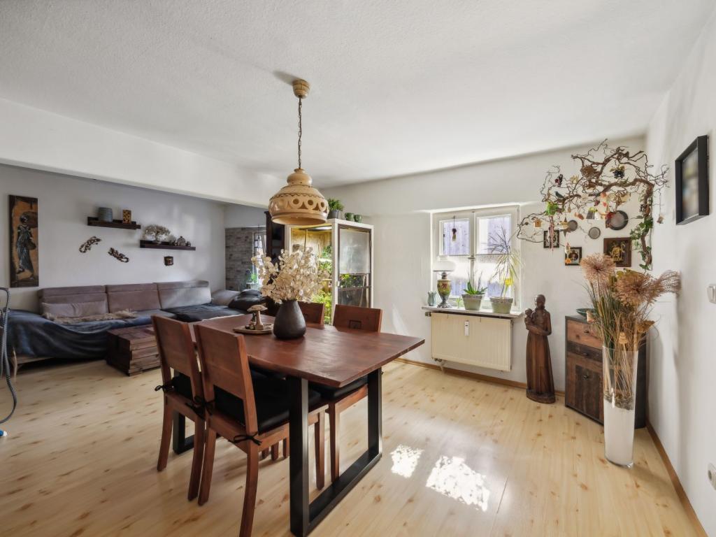 Wohnen-Essen Wohnung Westseite