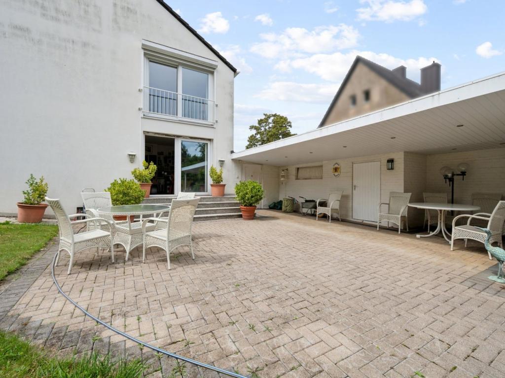 überdachte Terrasse