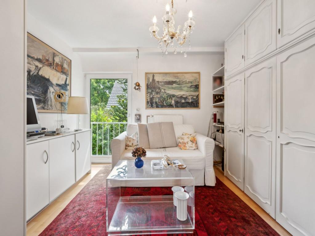 Ankleidezimmer - Büro