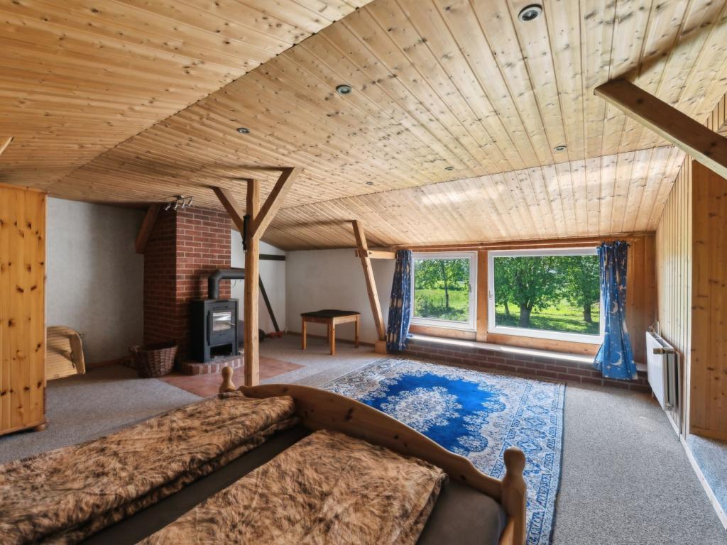 Zimmer 2 OG