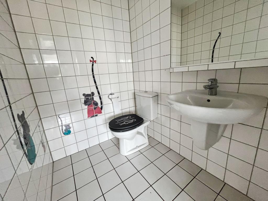 Parxis - Kinderarzt Badezimmer