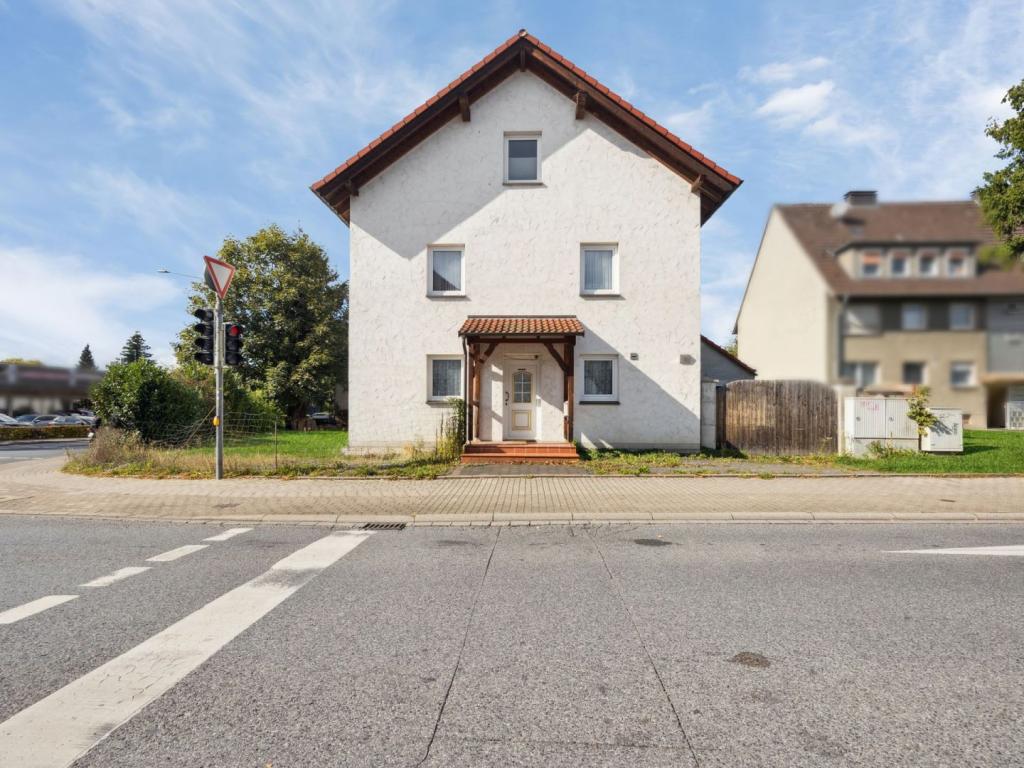 Straßenansicht