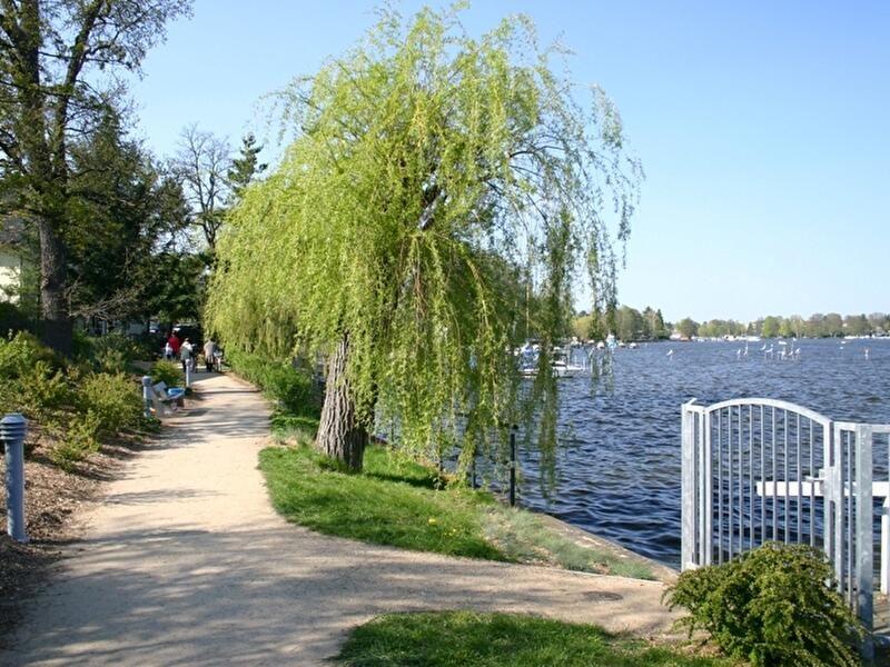 Uferpromenade Zethen