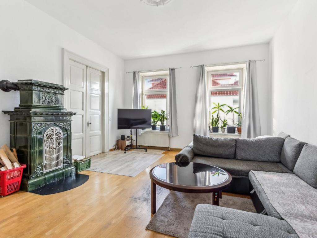 Wohnzimmer mit Kamin