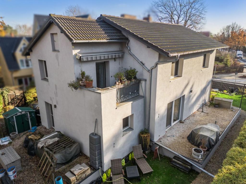 Blick auf Balkon und terrasse