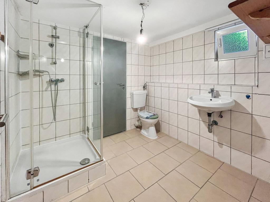 Badezimmer Kellergeschoss