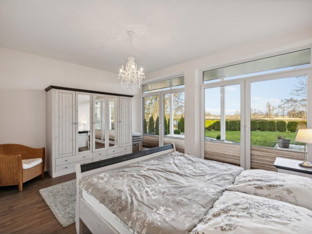 Whg. 1 EG Schlafzimmer I