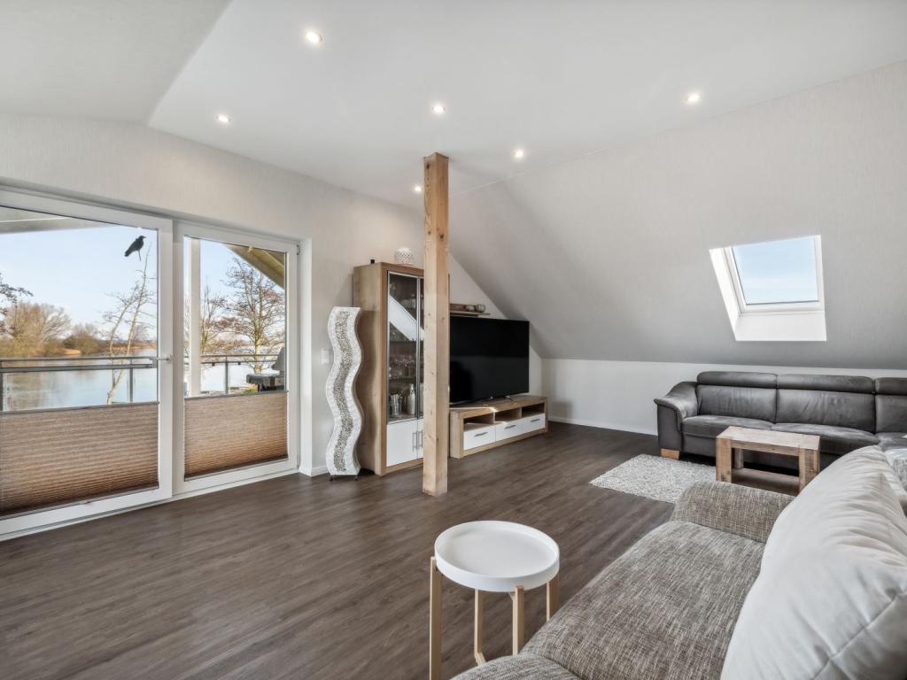 Whg. 3 DG Wohnzimmer II