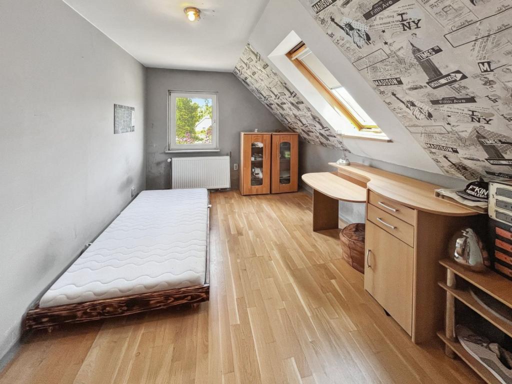 Schlafzimmer 2