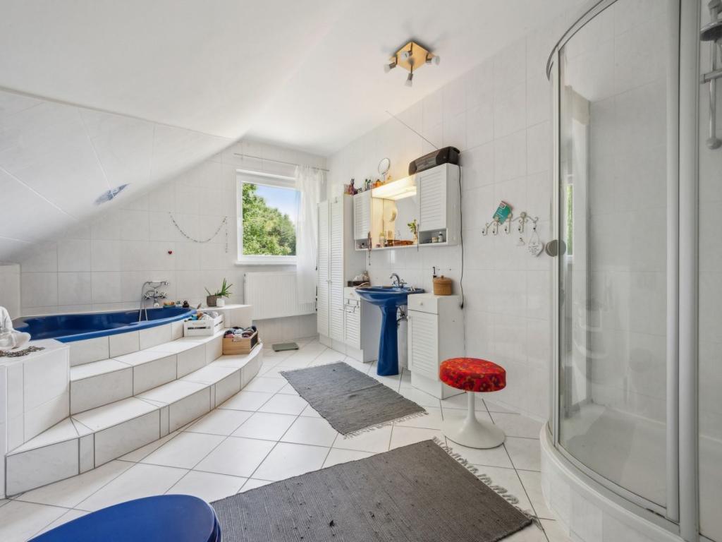 Badezimmer DG