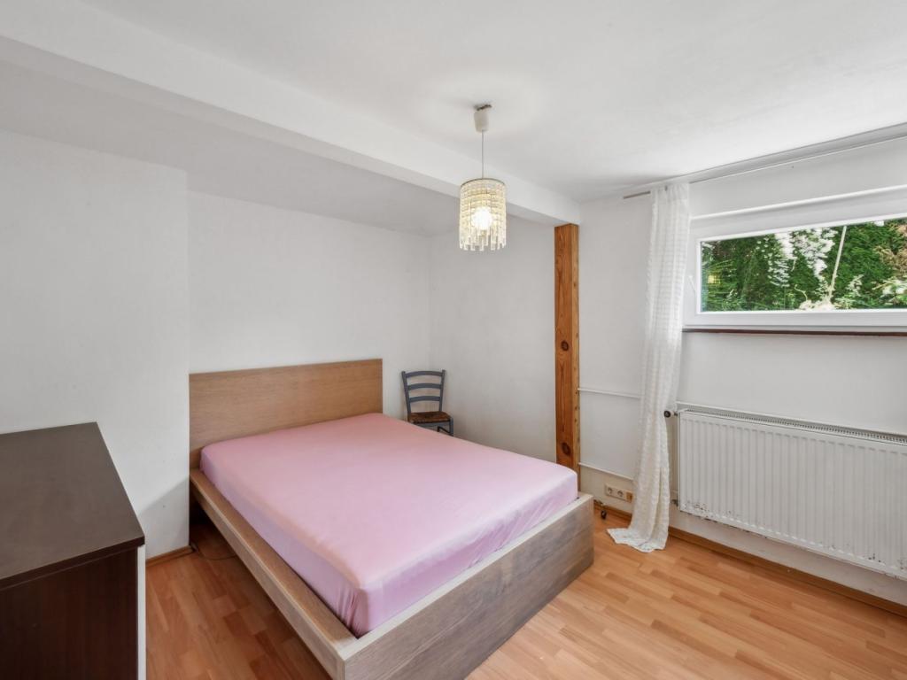 Schlafzimmer KG