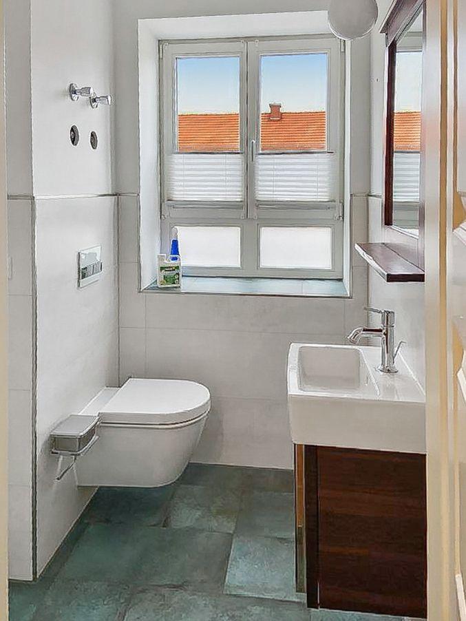 Gäste-WC mit Waschmaschine