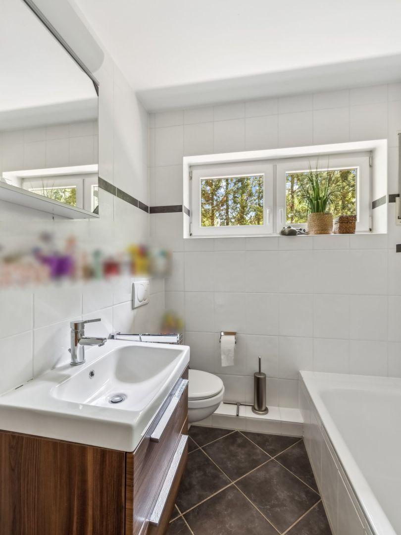 Wannenbad mit Dusche_1