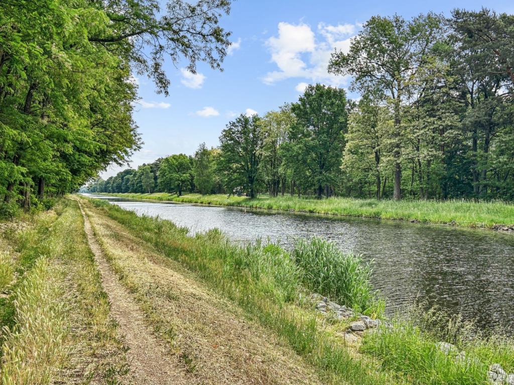 Kanal Richtung Ost