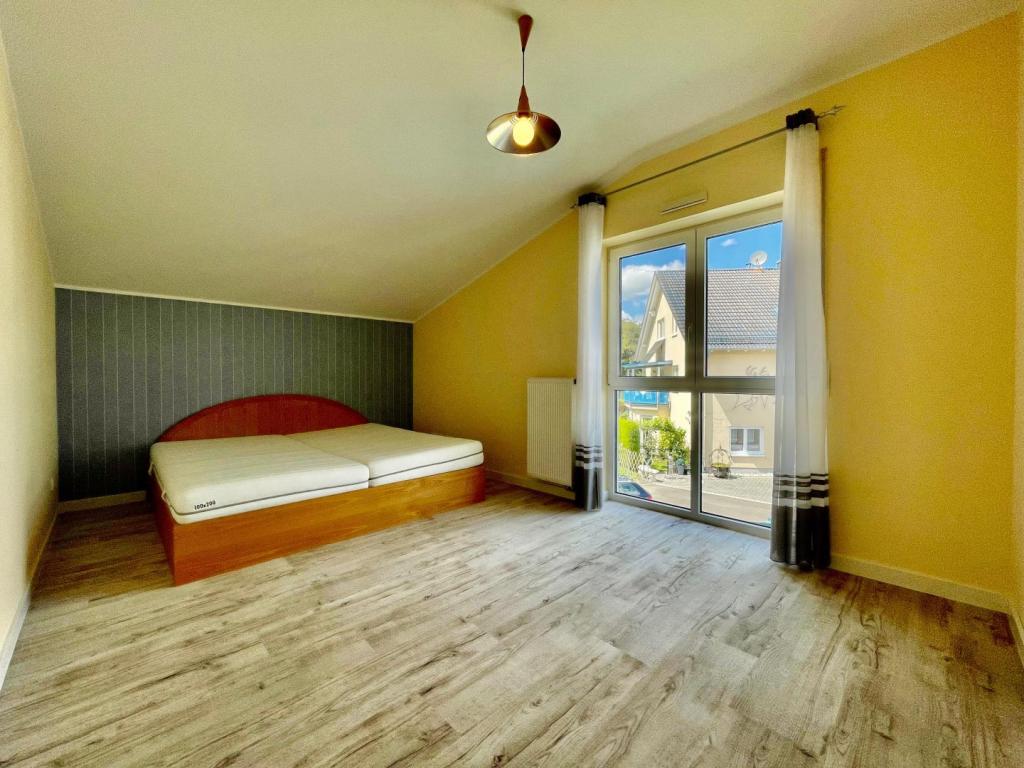 Zimmer 1 DG