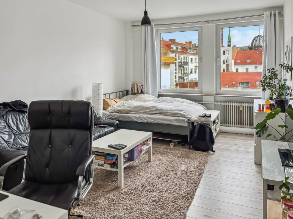 Schlafzimmer 2. OG re.