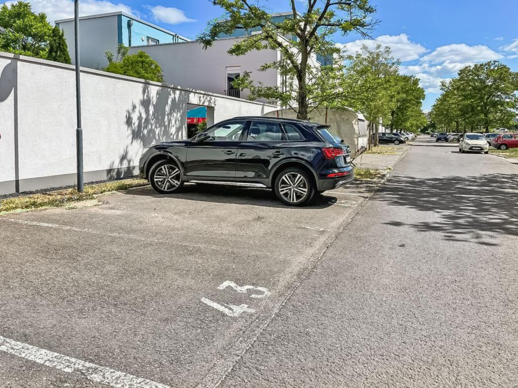 Pkw-Stellplatz