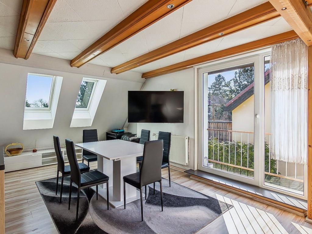 Studio mit Blick zum Garten