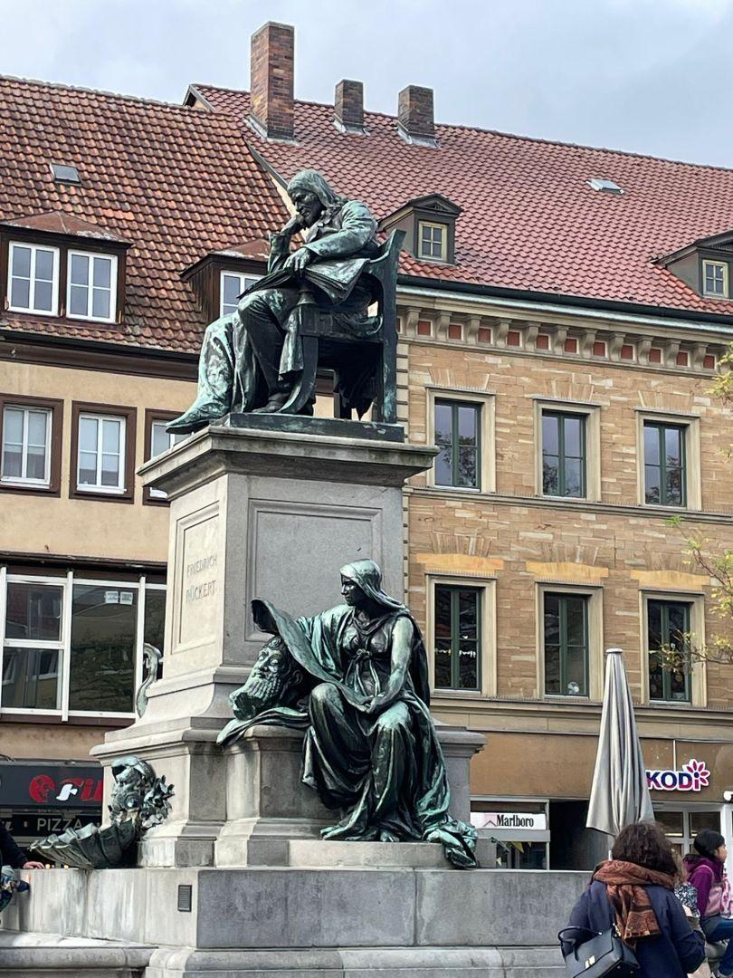 Marktplatz 2
