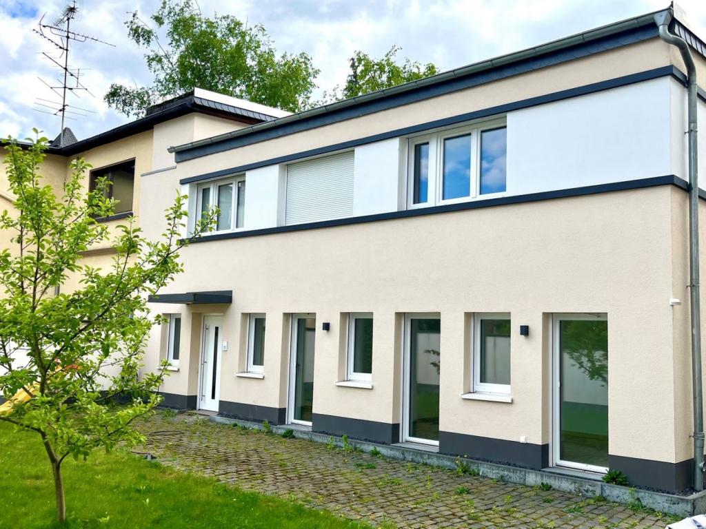 modernes Hinterhaus