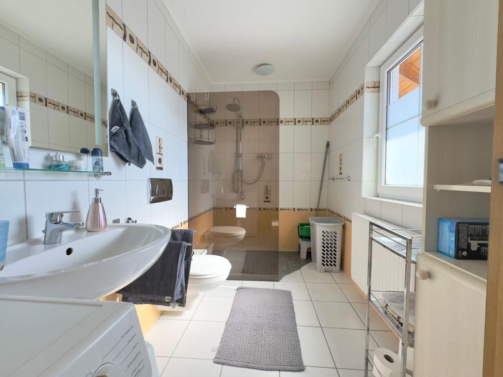 Badezimmer - Dusche EG