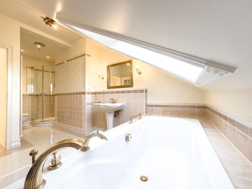 Badezimmer 1 