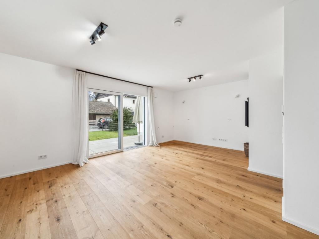 Immobilie in Mallersdorf-Pfaffenberg - Traumimmobilie für die Familie: Neuwertige Doppelhaushälfte in Mallersdorf-Pfaffenberg - Bild 4