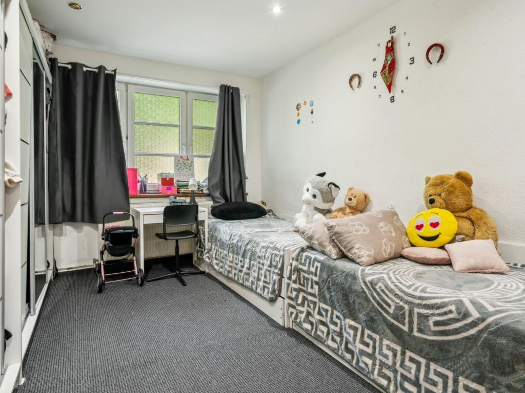 Schlafzimmer 2