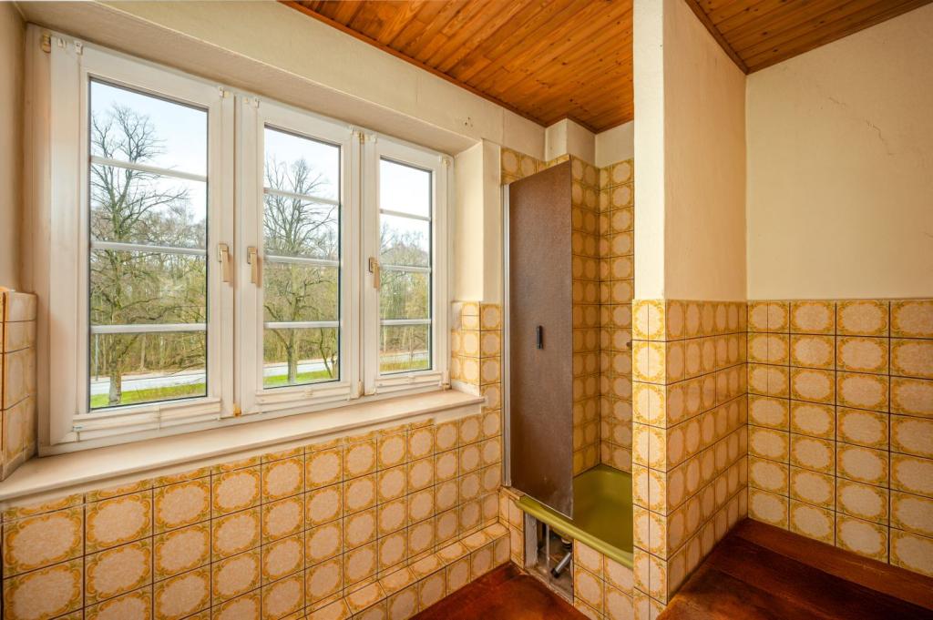 Badezimnmer 1