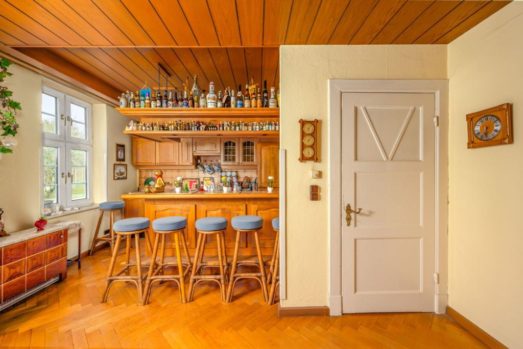 Hausbar Ansicht 1