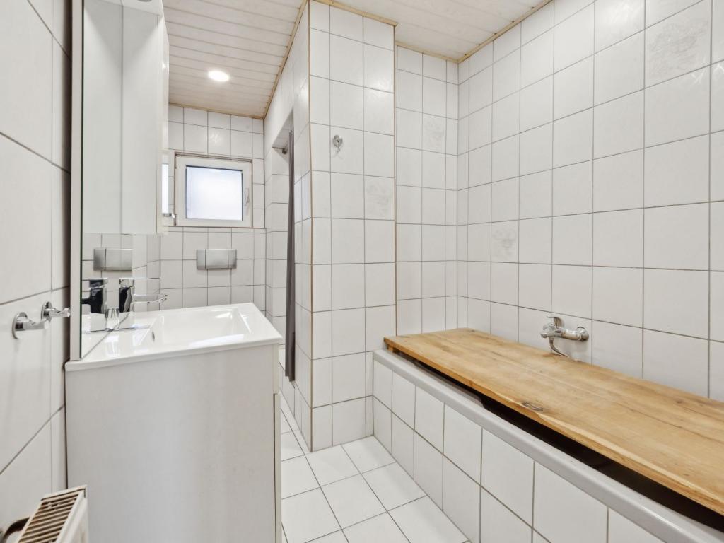 Whg. 2 Badezimmer