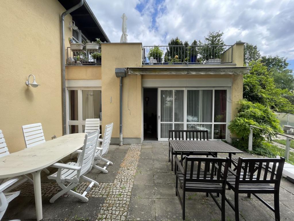 Terrasse Ansicht II