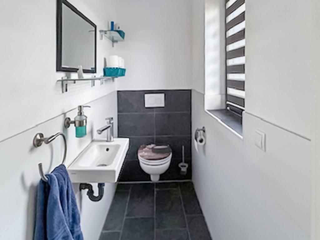 Gäste-WC - Erdgeschoss