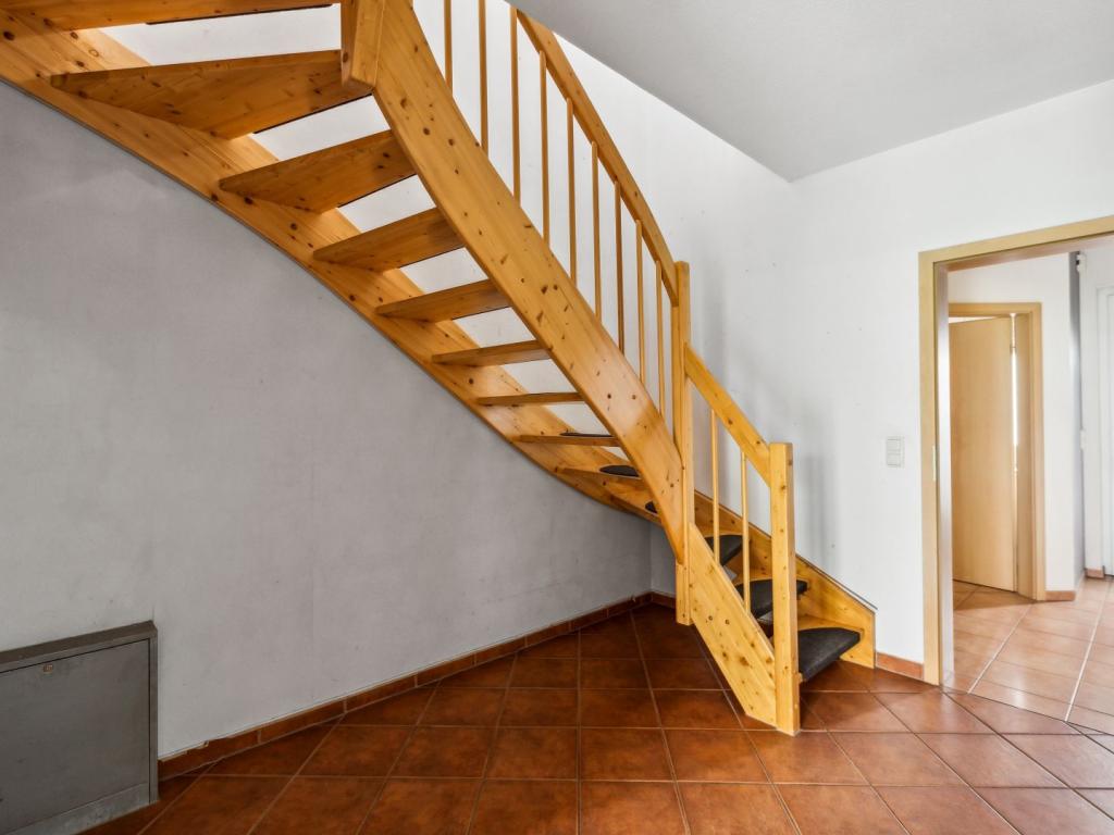 EG Treppe ins OG