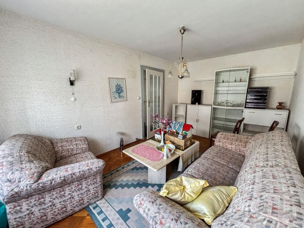 EG - Wohnzimmer - Altbau