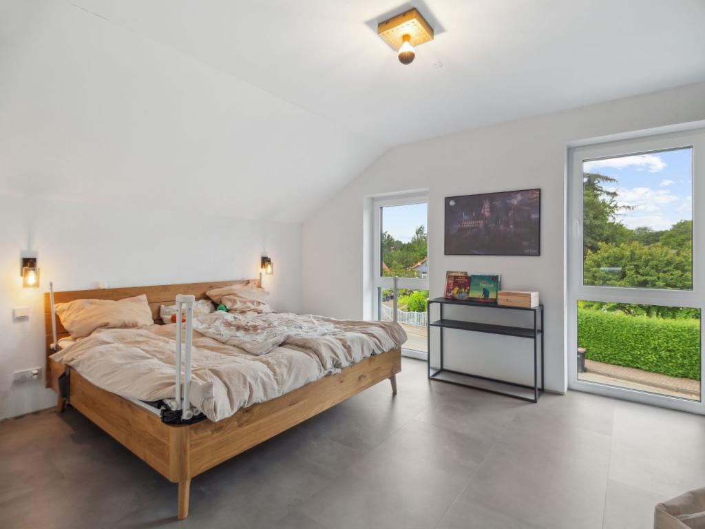 Schlafzimmer mit Ankleide_1