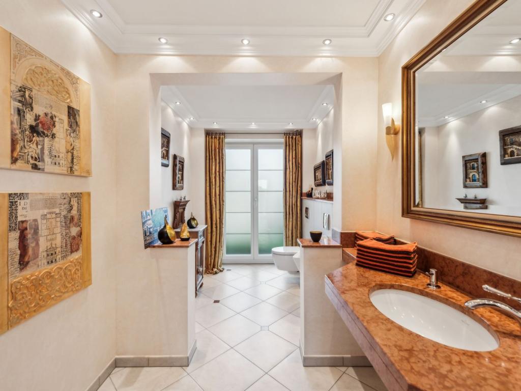 Badezimmer I