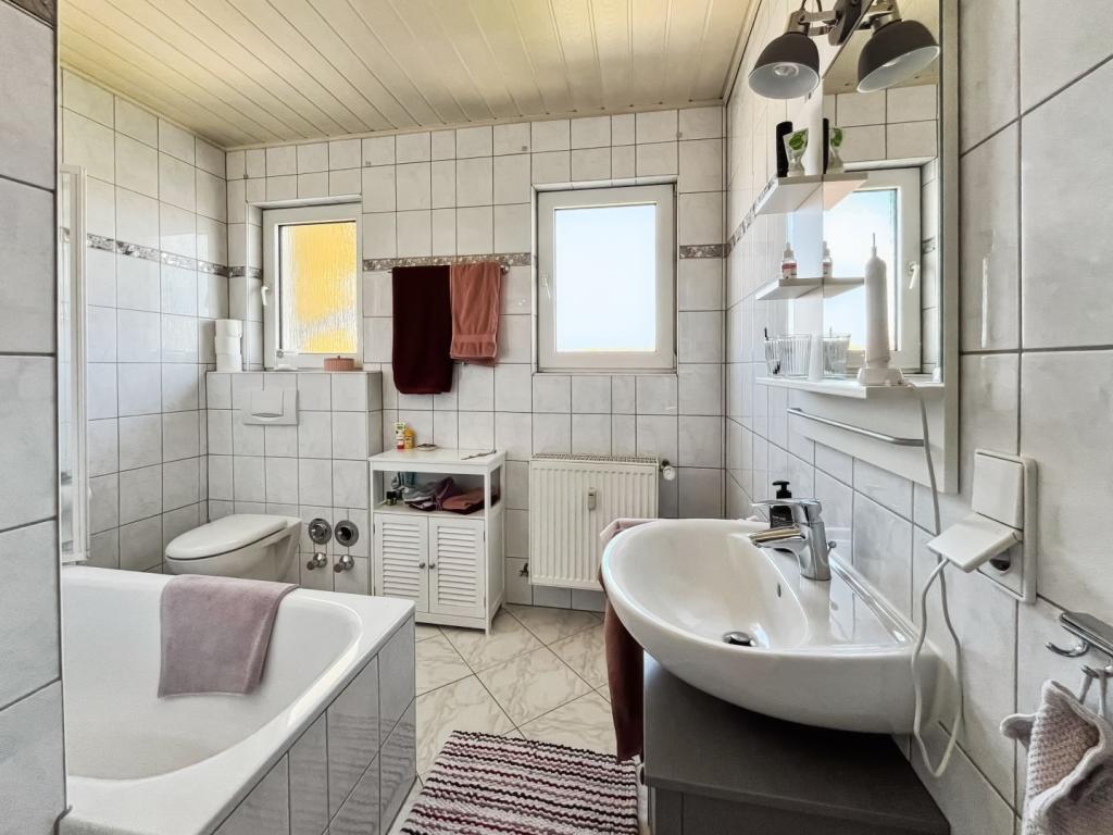 Badezimmer 2