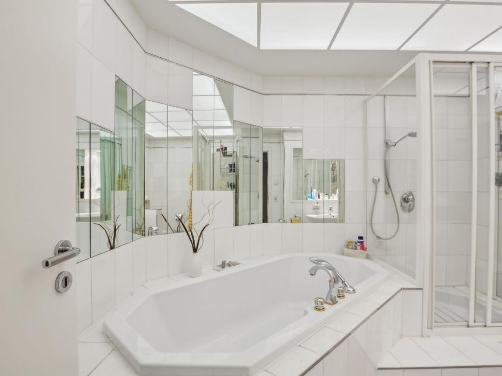 Badezimmer I