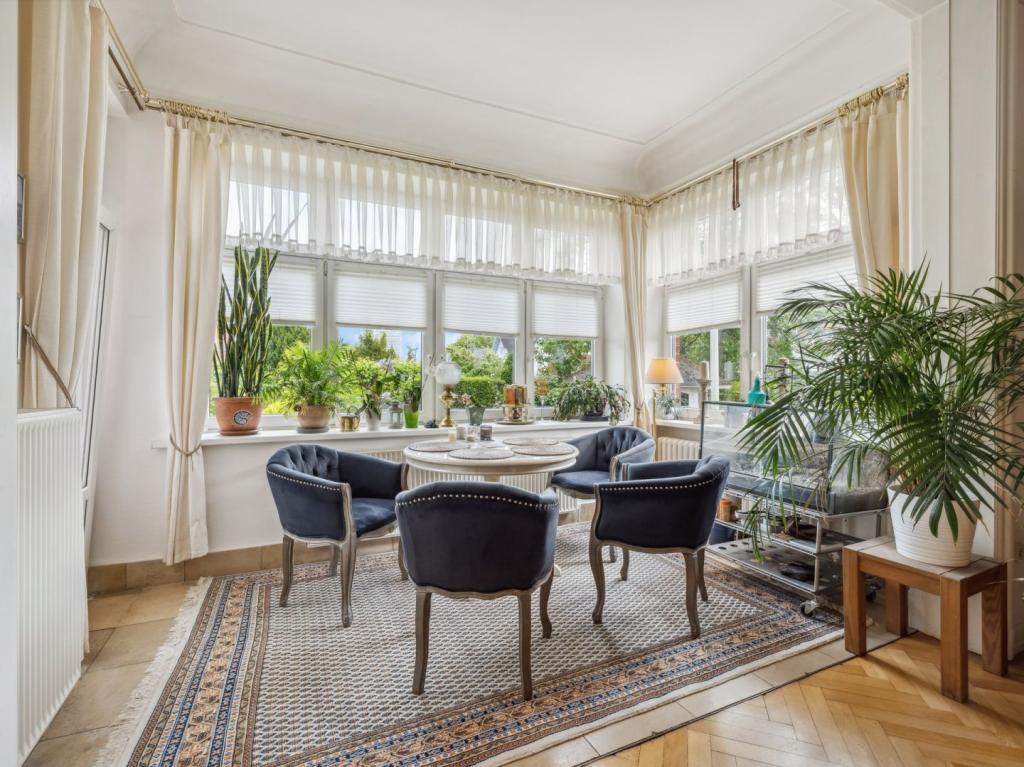 Esszimmer II