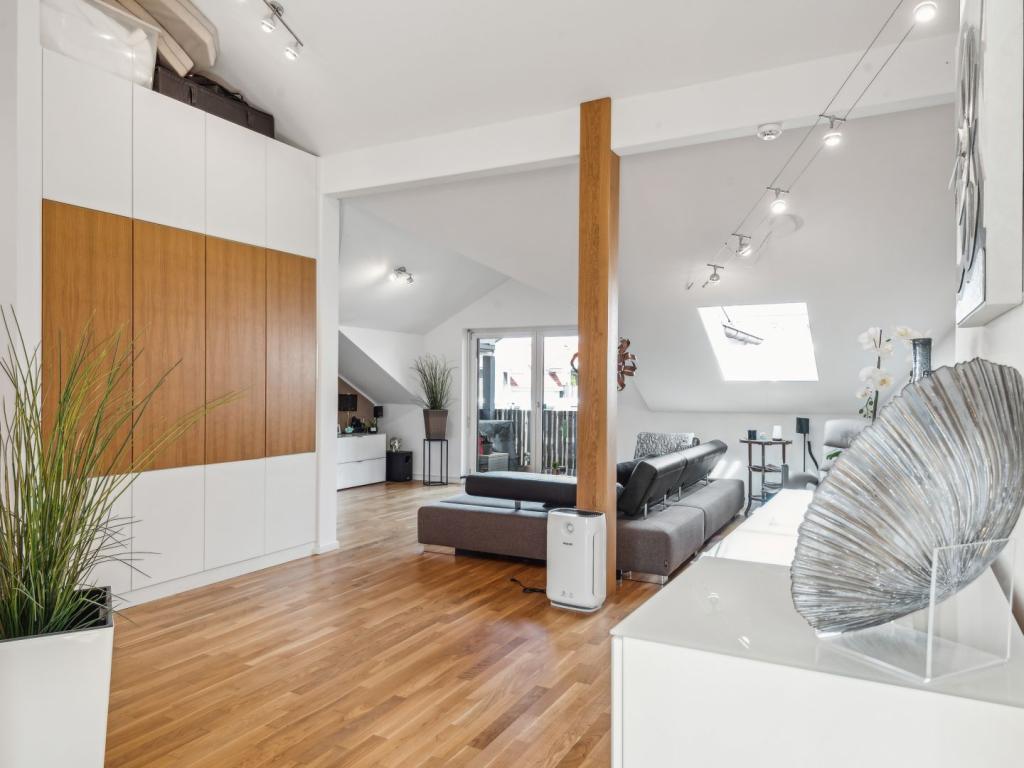 Wohnzimmer 1. Ansicht