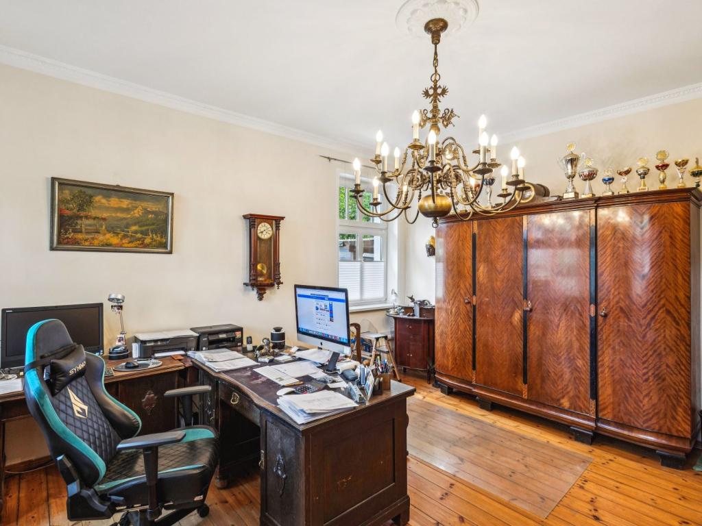 Arbeitszimmer - EG